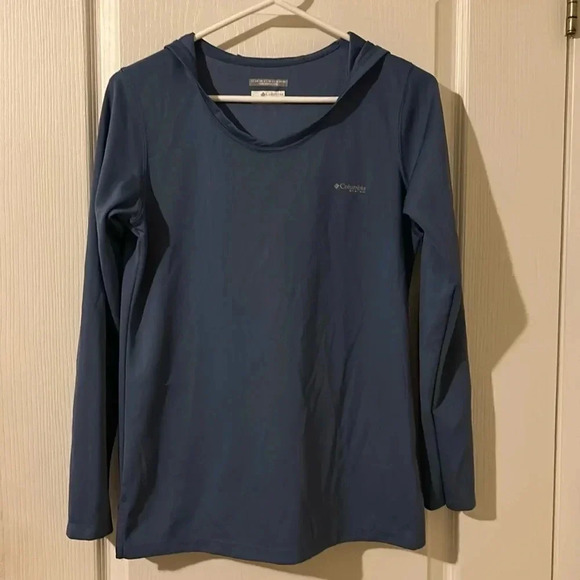 Columbia women’s blue long sleeve hoodie blouse with size S/P - Picture 1 of 4